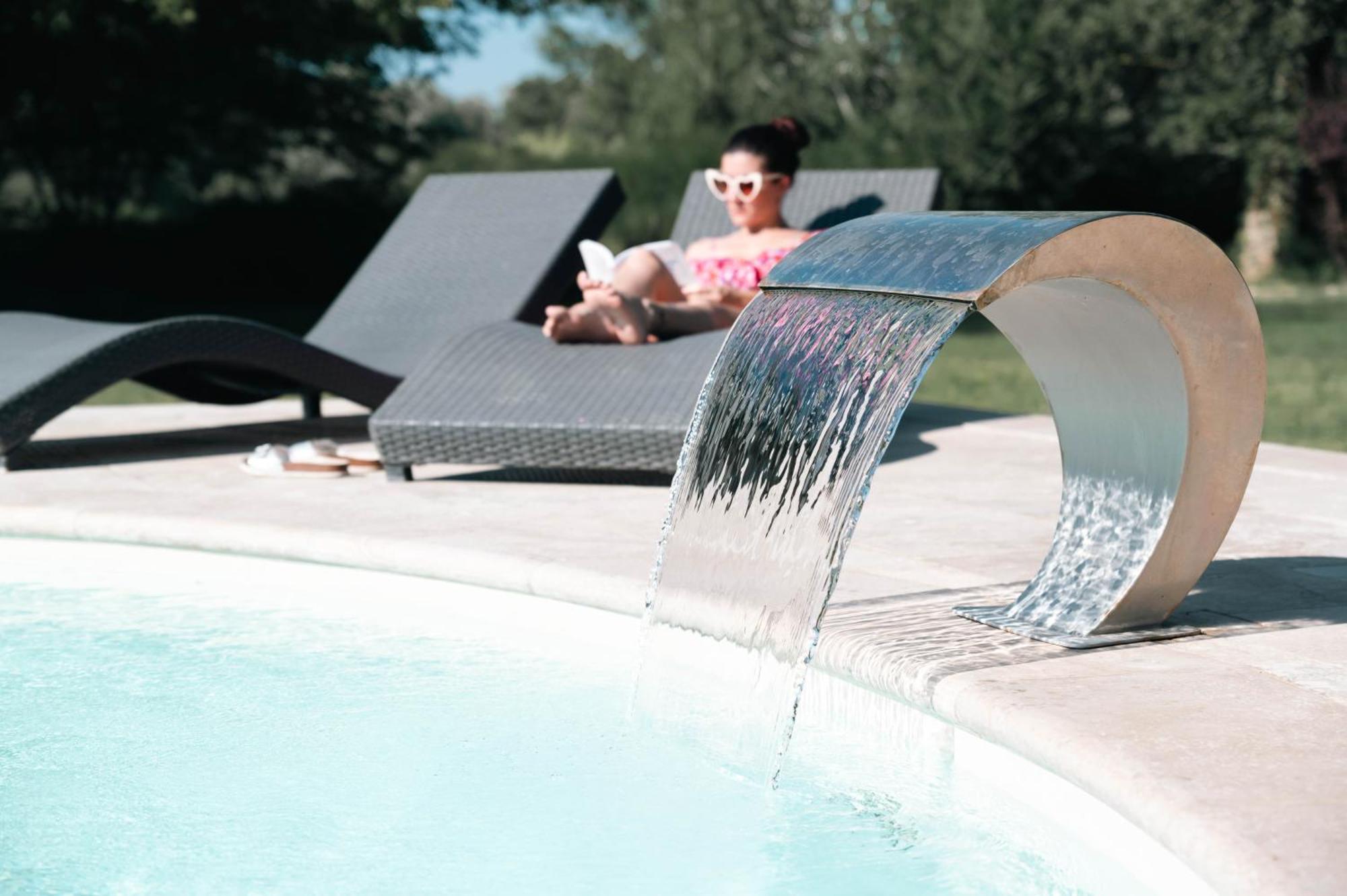 Mas Du Versadou, Dans Un Espace Naturel Protege, Piscine Couverte Chauffee Toute L'Annee, Spa Et Salle De Jeux Saint-Gilles  Exterior photo